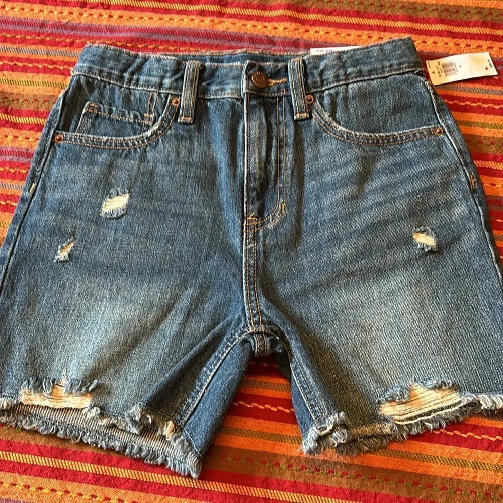 Old Navy Girls High-Rise Slouchy Straight Cut Off Distressed Denim Shorts NWT!!!